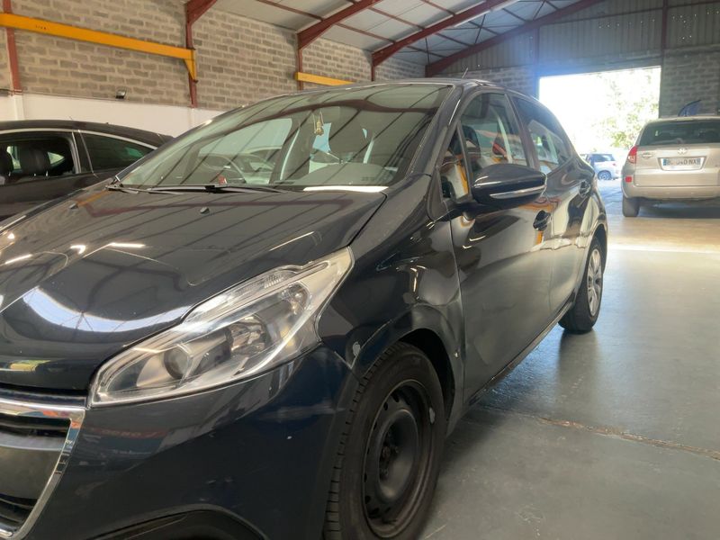 Peugeot 208 1.5 Blue-HDi Active 2018 – снимка 2