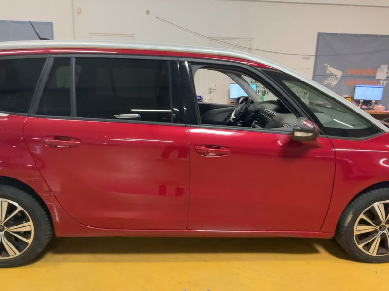 Citroen C4 Grand Picasso 1.2 e-THP Shine 2019 – снимка 10