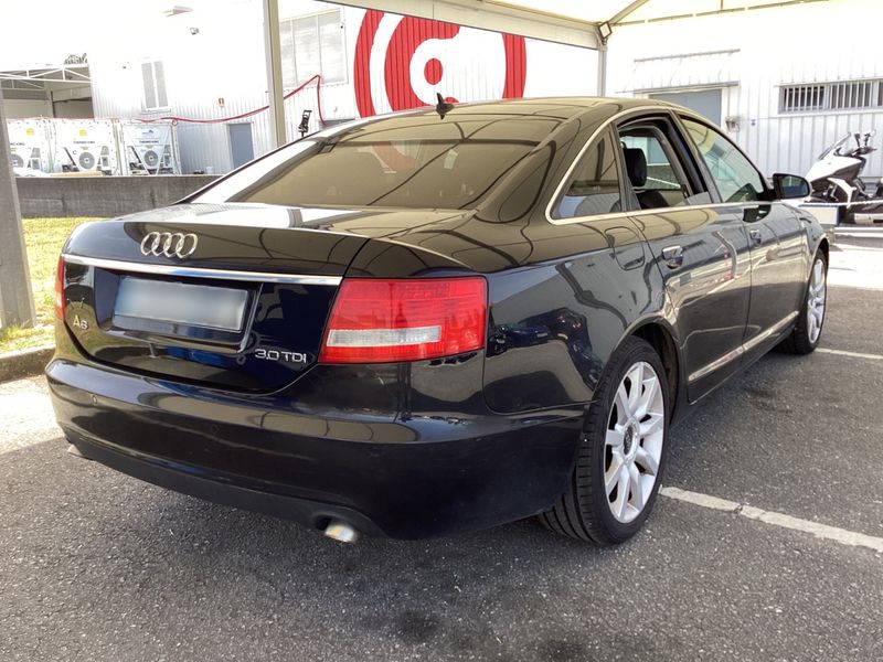 Audi A6 3.0 V6 TDI quattro 2007 – снимка 8
