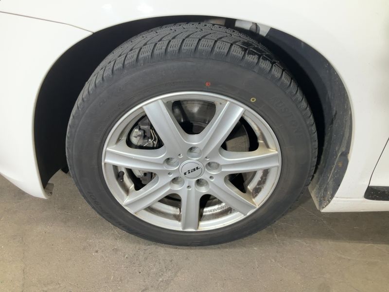 Volkswagen Scirocco 2.0 TSI Edition 2011 – снимка 3