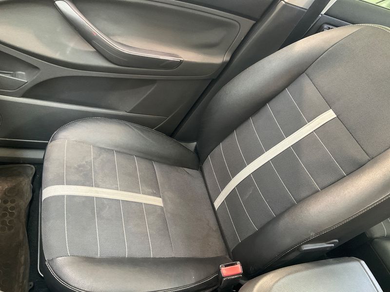 Ford Kuga 2.0 TDCi Titanium 2010 – снимка 24