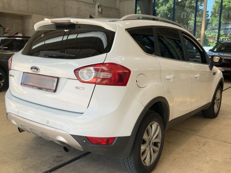 Ford Kuga 2.0 TDCi Titanium 2010 – снимка 8