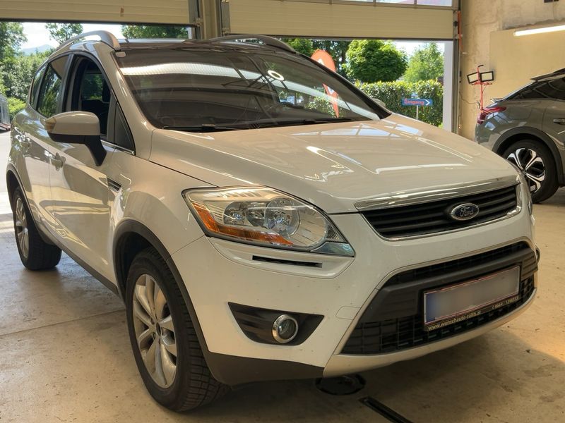 Ford Kuga 2.0 TDCi Titanium 2010 – снимка 12