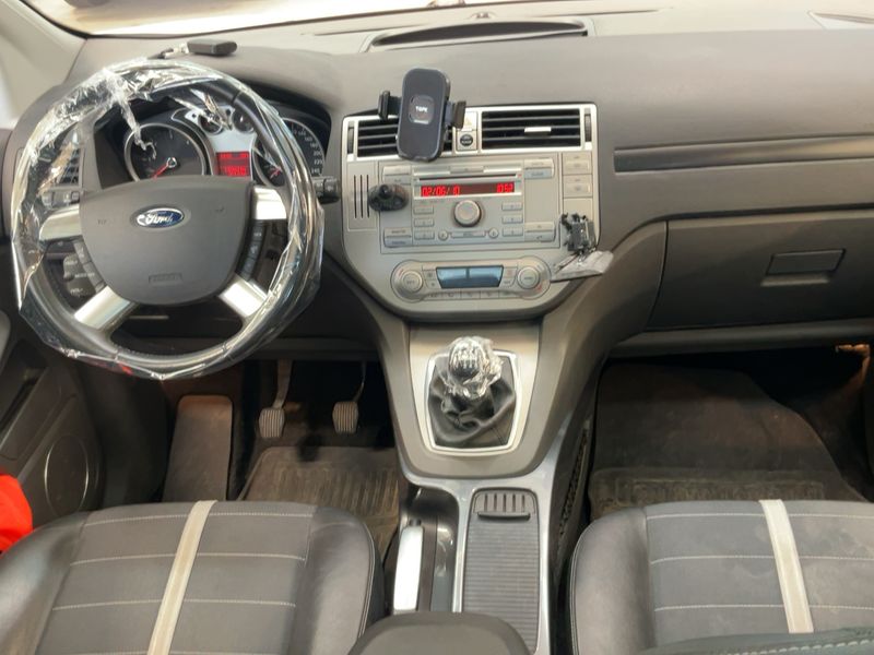 Ford Kuga 2.0 TDCi Titanium 2010 – снимка 17