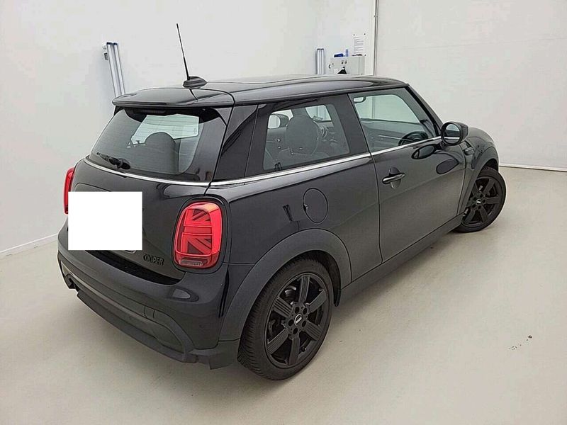 MINI Cooper Classic Trim 2022 – снимка 2