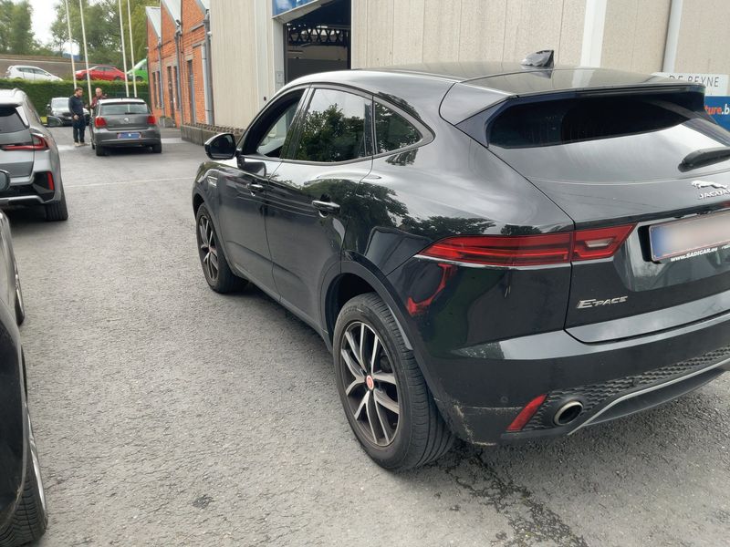 Jaguar E-Pace D150 Basis 2018 – снимка 6