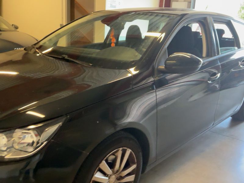 Peugeot 308 1.6 Blue-HDi Active Business 2017 – снимка 2
