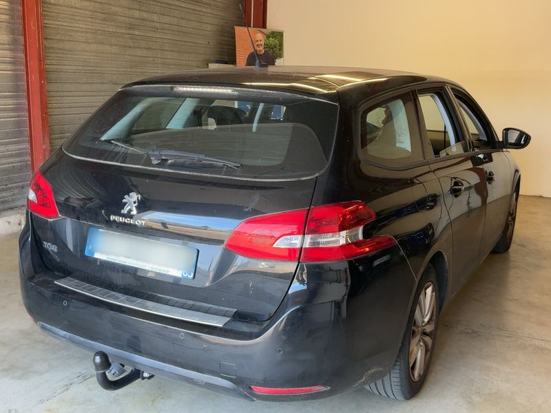 Peugeot 308 1.6 Blue-HDi Active Business 2017 – снимка 8