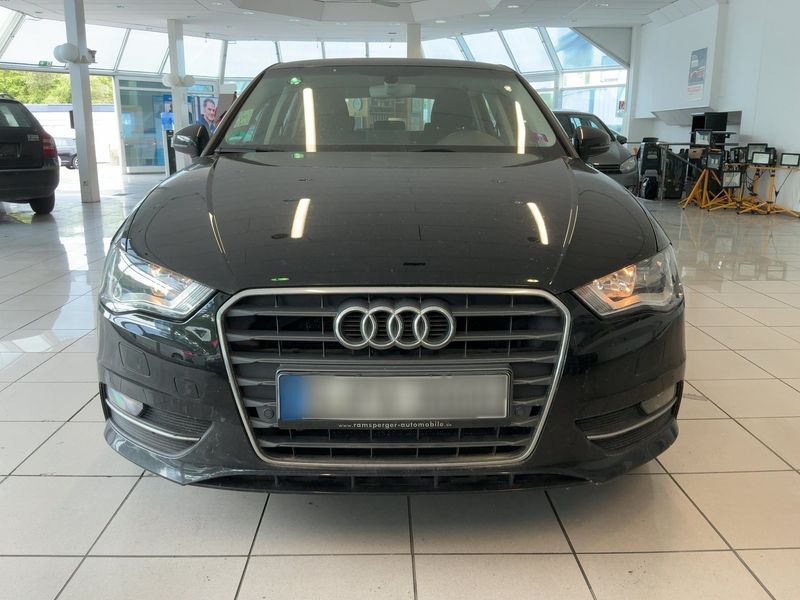 Audi A3 Sportback 1.6 TDI Ambition 2016 – снимка 14