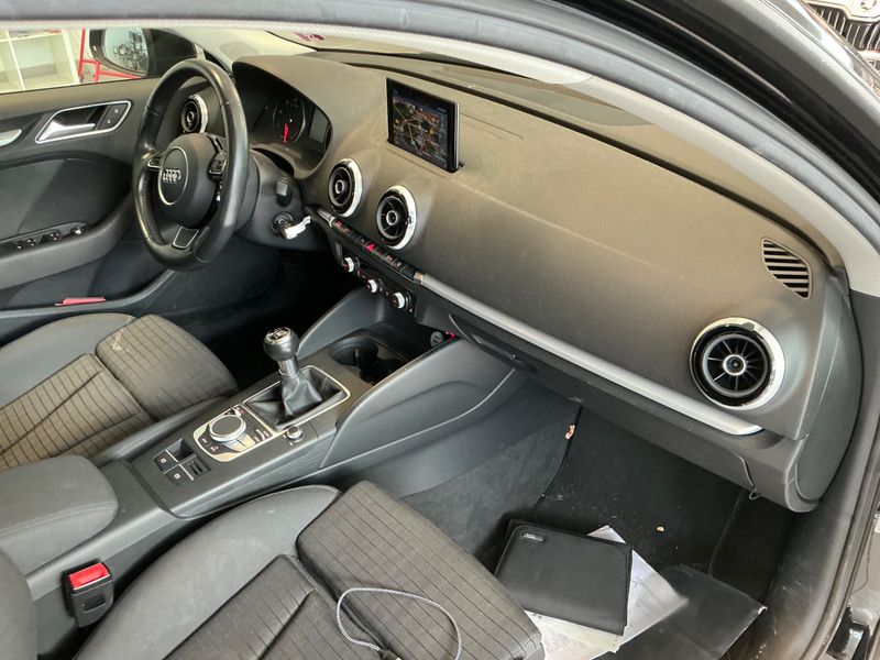 Audi A3 Sportback 1.6 TDI Ambition 2016 – снимка 25