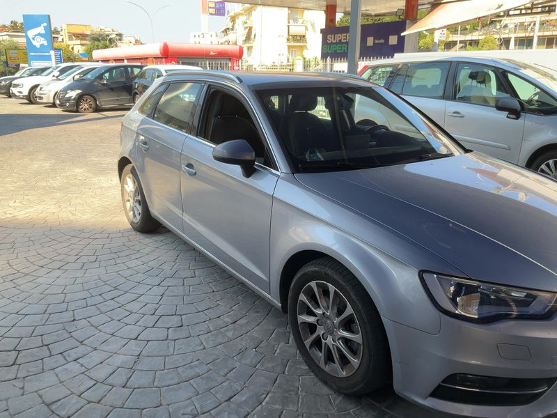 Audi A3 Sportback 1.6 TDI Attraction 2014 – снимка 12