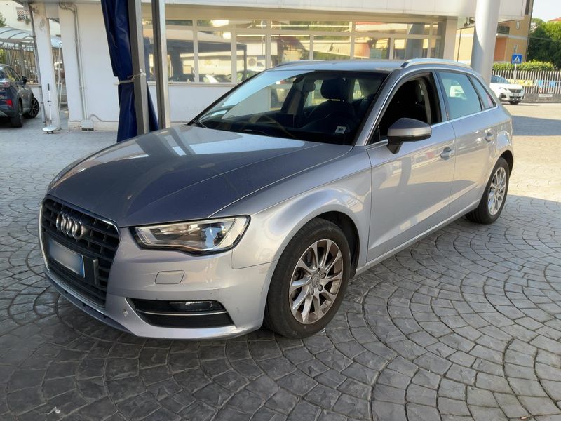 Audi A3 Sportback 1.6 TDI Attraction 2014 – снимка 1