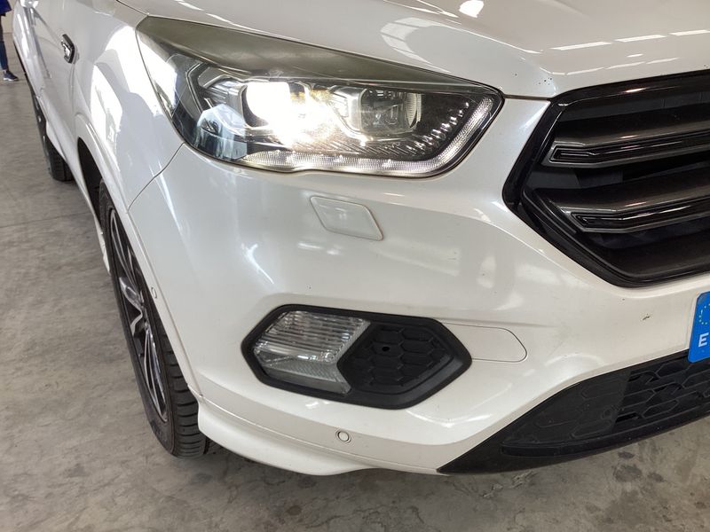 Ford Kuga 2.0 TDCi ST-Line 2017 – снимка 32