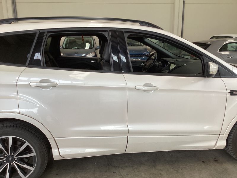 Ford Kuga 2.0 TDCi ST-Line 2017 – снимка 10