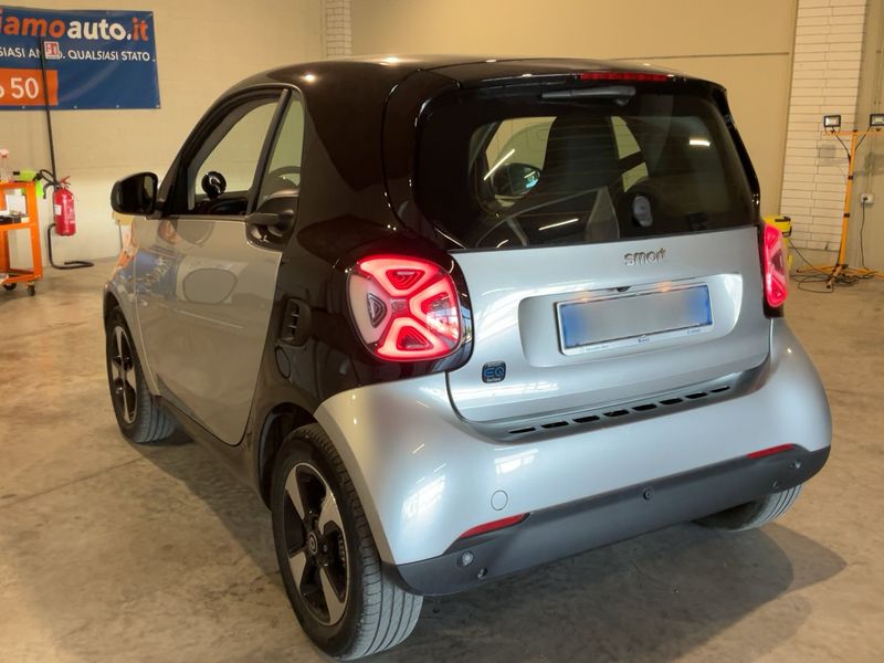 Smart fortwo electric drive 60 kW edition parisblue 2021 – снимка 6
