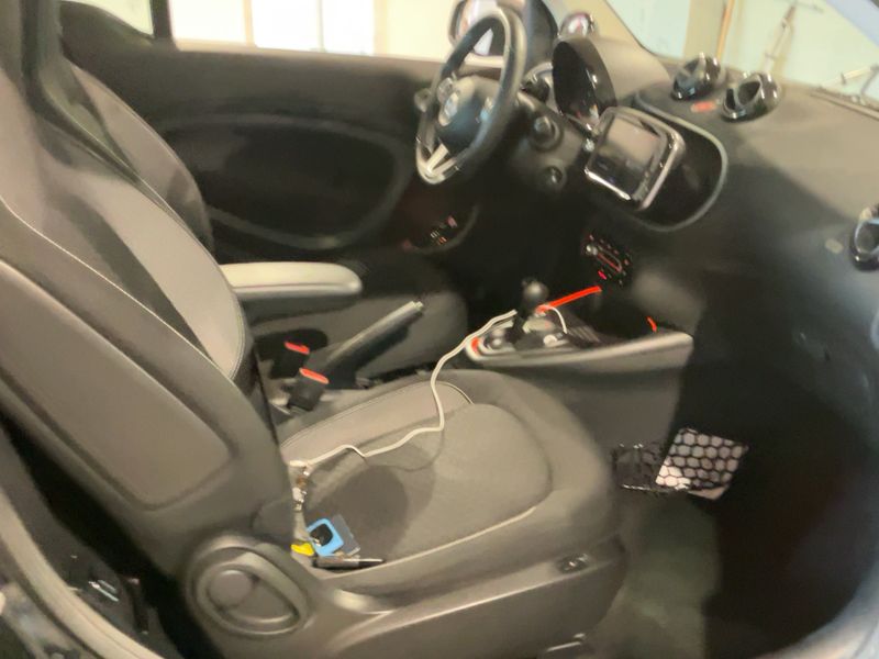 Smart fortwo electric drive 60 kW edition parisblue 2021 – снимка 16