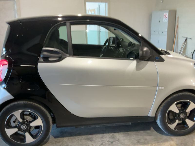 Smart fortwo electric drive 60 kW edition parisblue 2021 – снимка 10