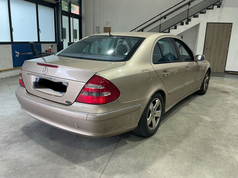Mercedes-Benz E-Klasse E 320 Avantgarde 2002 – снимка 2