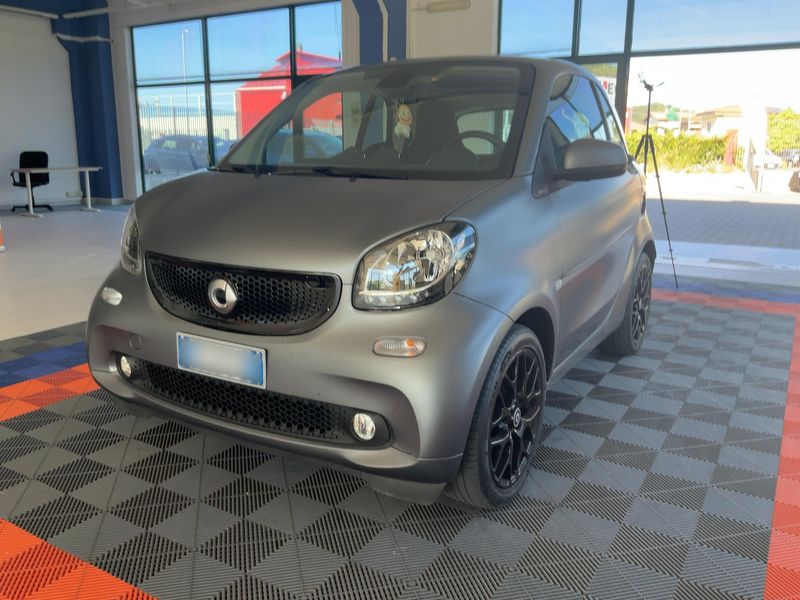 Smart fortwo 1.0 Basis passion 2017 – снимка 1