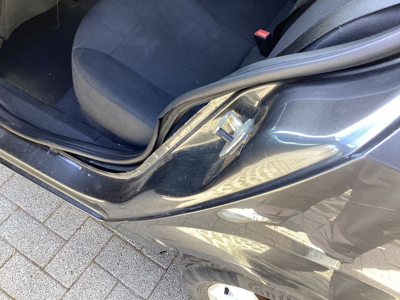 Opel Astra 1.6 Edition 2010 – снимка 41