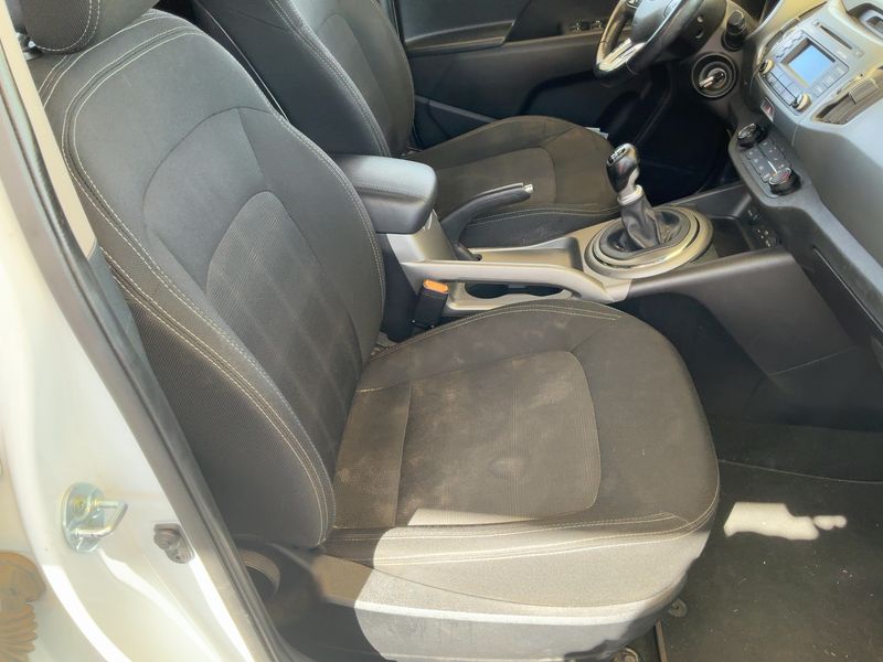 Kia Sportage 1.6 GDI Concept 4x2 2015 – снимка 16