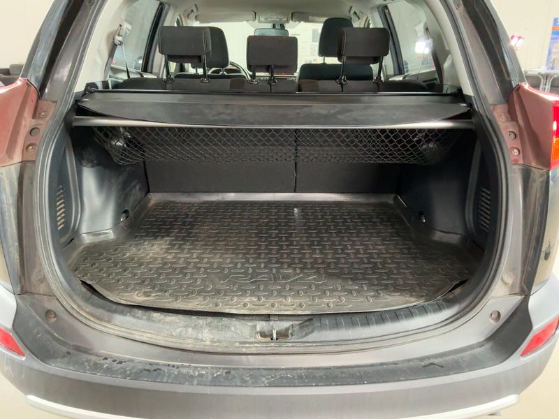 Toyota RAV 4 2.2 D-4D Edition-S 2015 – снимка 15