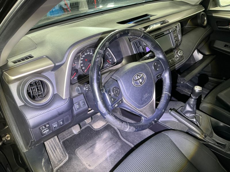 Toyota RAV 4 2.2 D-4D Edition-S 2015 – снимка 25