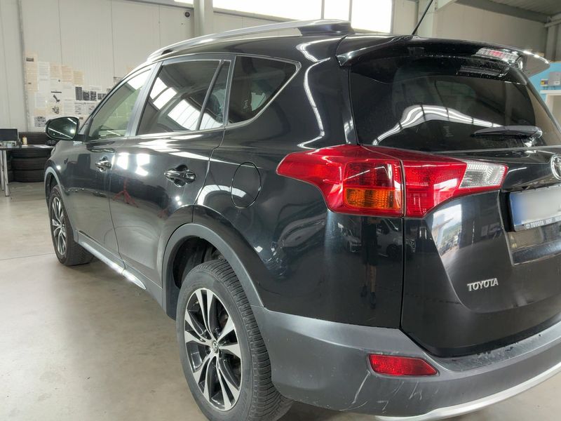 Toyota RAV 4 2.2 D-4D Edition-S 2015 – снимка 6