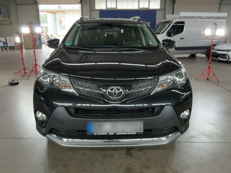 Toyota RAV 4 2.2 D-4D Edition-S 2015 – снимка 14