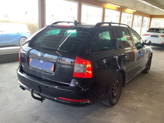 Skoda Octavia 2.0 TDI RS 2012 – снимка 2