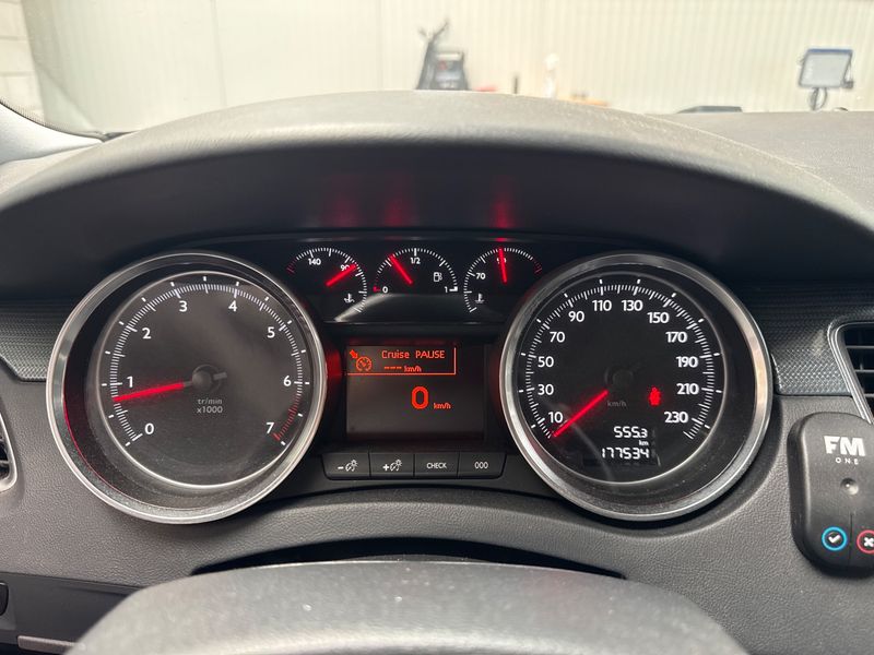 Peugeot 508 1.6 THP Active 2011 – снимка 4