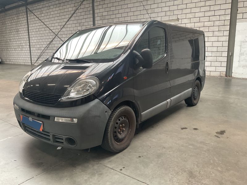 Opel Vivaro 2.5 DTI / CDTI Kasten L1H1 2,7t 2004 – снимка 1