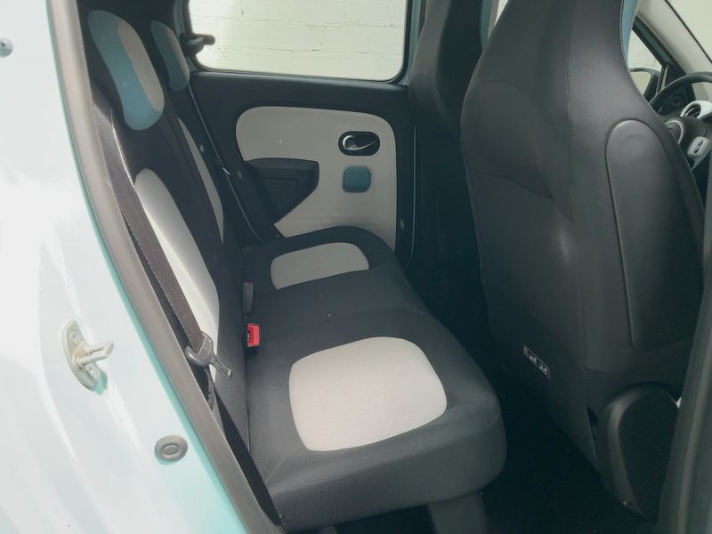 Renault Twingo 0.9 Energy Limited 2016 – снимка 19