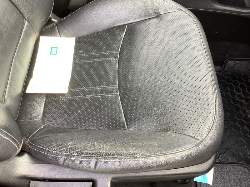 Kia Sorento 2.2 CRDi Spirit 4WD 2011 – снимка 32