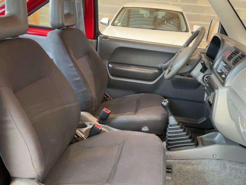 Suzuki Jimny 1.5 DDiS Cabriolet JLX 2005 – снимка 16