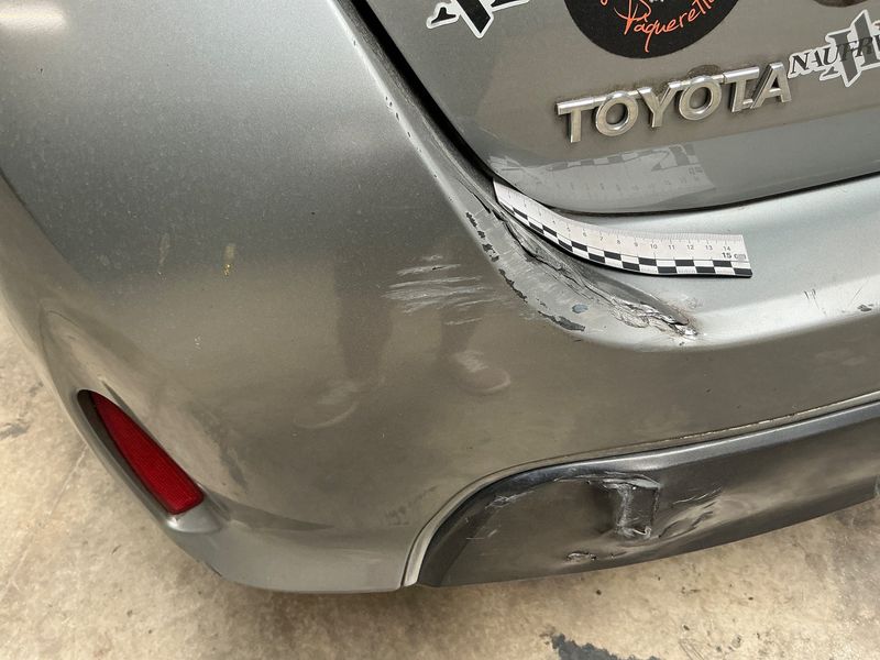 Toyota Auris 1.8 Hybrid Dynamic 2013 – снимка 31