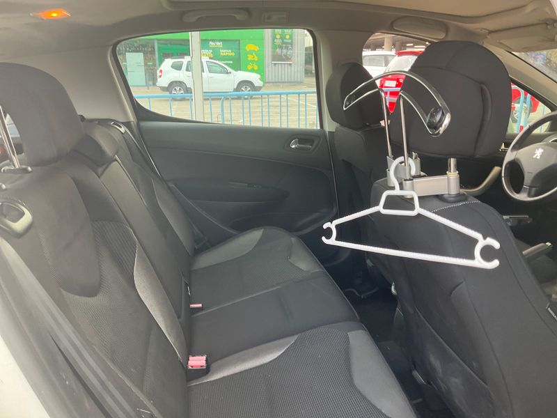 Peugeot 308 1.6 Premium 2008 – снимка на щета