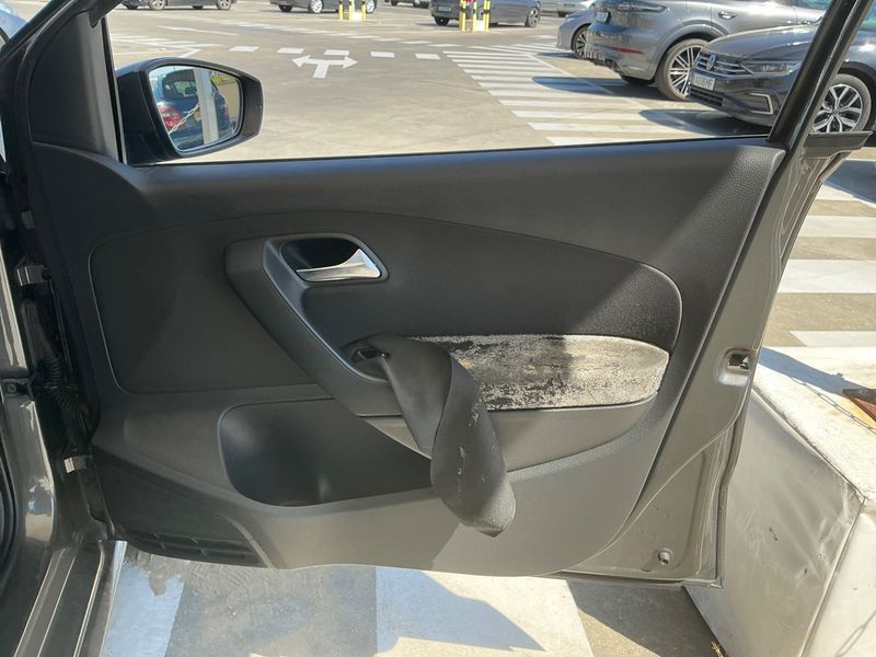 Volkswagen Polo 1.2 TDI Comfortline 2011 – снимка 22