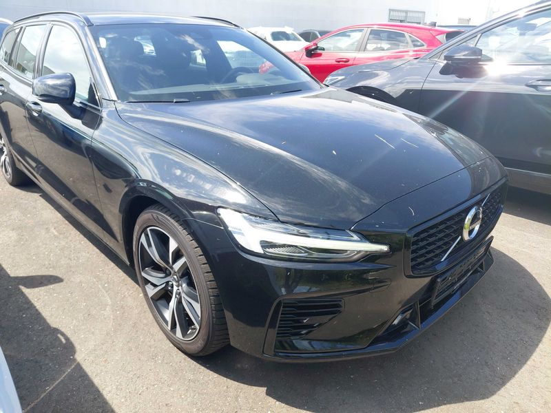 Volvo V60 2.0 T6 Twin Engine Recharge Plug-in Hybrid R Design AWD 2022 – снимка 6