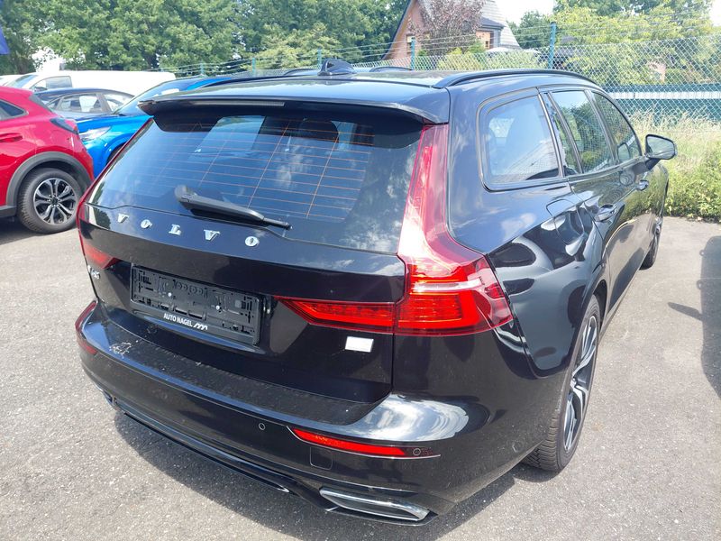 Volvo V60 2.0 T6 Twin Engine Recharge Plug-in Hybrid R Design AWD 2022 – снимка 5