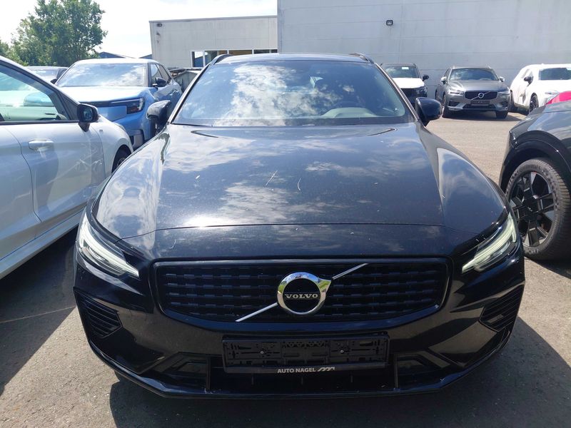Volvo V60 2.0 T6 Twin Engine Recharge Plug-in Hybrid R Design AWD 2022 – снимка 7