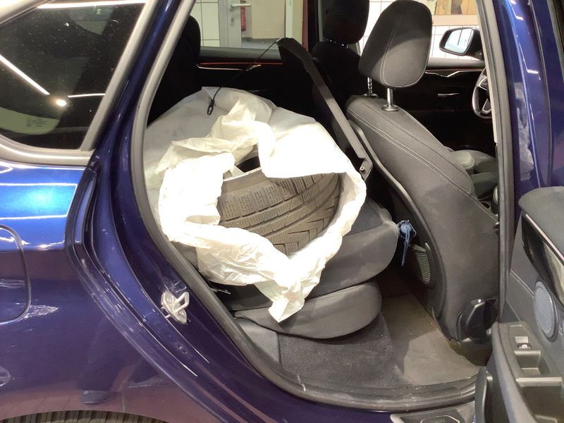 BMW 2er 225xe Active Tourer Sport Line 2017 – снимка 20