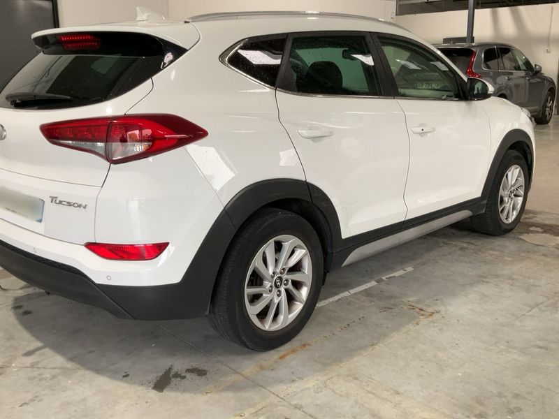 Hyundai Tucson 1.7 CRDi Creative 2WD 2018 – снимка 8