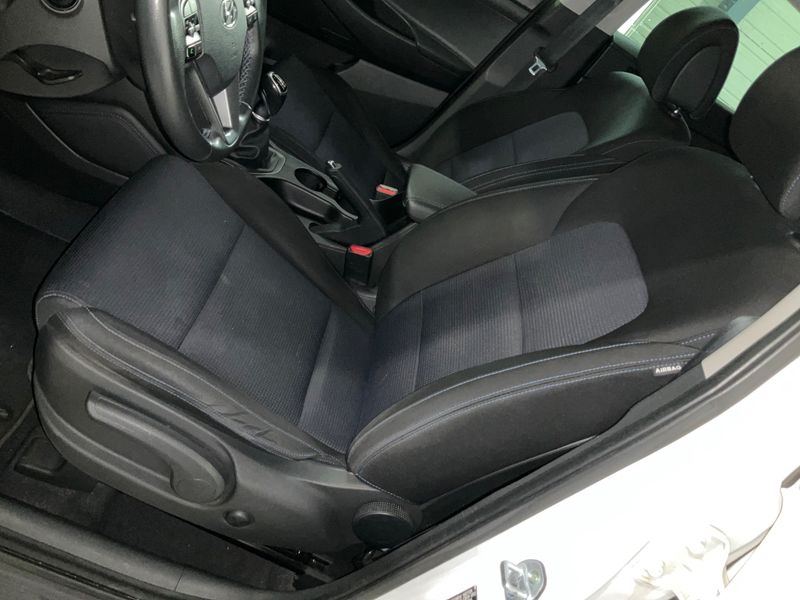Hyundai Tucson 1.7 CRDi Creative 2WD 2018 – снимка 25