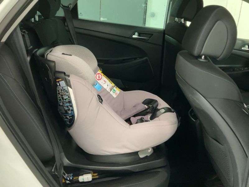 Hyundai Tucson 1.7 CRDi Creative 2WD 2018 – снимка 19