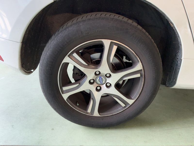 Volvo XC60 2.0 D4 Momentum 2WD 2014 – снимка 9
