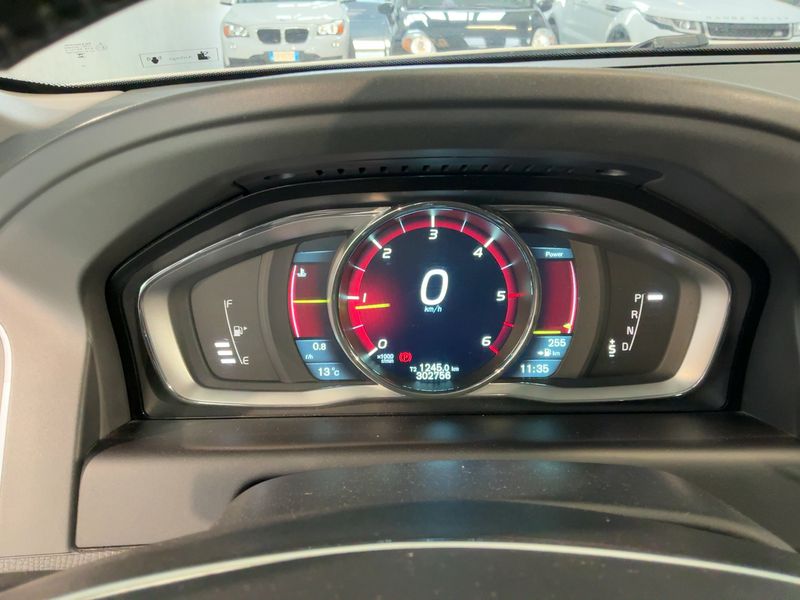 Volvo XC60 2.0 D4 Momentum 2WD 2014 – снимка 18