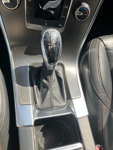 Volvo XC60 2.0 D4 Momentum 2WD 2014 – снимка 27