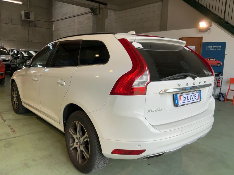 Volvo XC60 2.0 D4 Momentum 2WD 2014 – снимка 6
