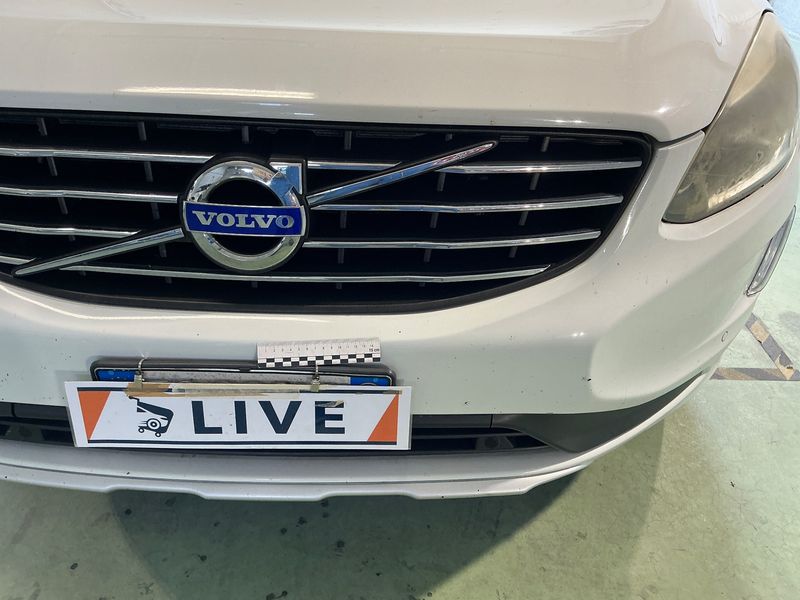 Volvo XC60 2.0 D4 Momentum 2WD 2014 – снимка 29